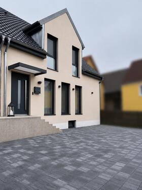 Foto - Neuwertige DHH Bj. 2022 