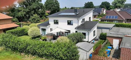 Foto - Modernes Einfamilienhaus in ruhiger zentraler Wohnlage
