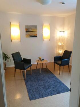 Foto - Praxisraum Voll-oder Teilzeit - 15,00 EUR Kaltmiete,