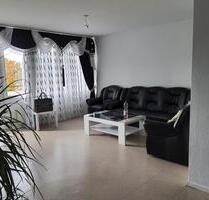 Moderne Dreizimmer Einbauküche; 2 Balkon, Garage - Laatzen