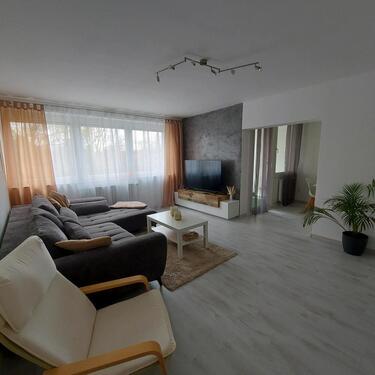 Foto - 3 Zimmer Wohnung voll möbliert - 1.100,00&nbsp;EUR Kaltmiete, ca.&nbsp; 77,00&nbsp;m&sup2;