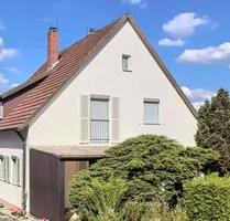 Charmantes Einfamilienhaus mit großem Grundstück in Burgkunstadt