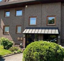 5 Zi Wohnung 140 qm Wohnfläche,Terrasse, Balkon Garage HH Sasel - Hamburg Wandsbek