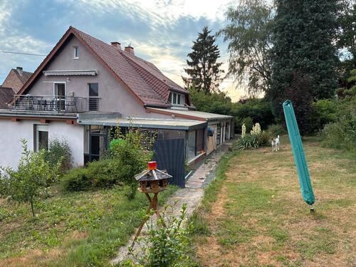 Foto - freistehendes Haus mit Grundstück