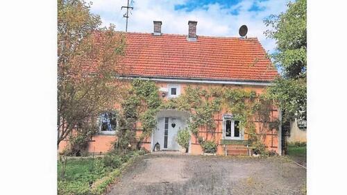 Foto - Großzügiges Einfamilienhaus auf 724 m² Grundstück mit Nebengebäud