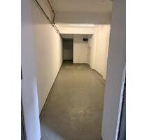 Sichere & saubere Lagerbox in Solingen – sofort verfügbar!