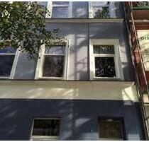 Dachgeschosswohnung in Köln 51063 Deutz Nähe Messe - Kerpen Balkhausen
