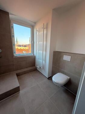 Foto - Dachgeschoss Erstbezug: 4 Zimmer, Top-Energiewerte & 10 m² Balkon in zentraler Lage