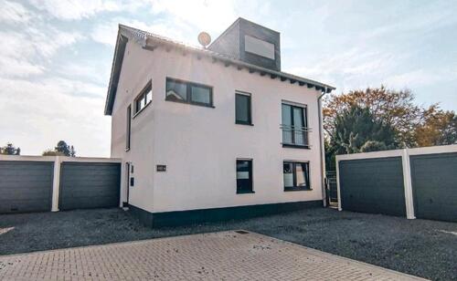 Foto - 4 Zimmer Etagenwohnung (OG + DG) mit Balkon und Garten