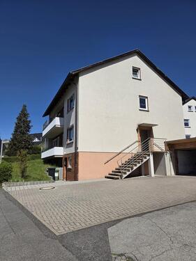 Foto - 8 Zimmer Mehrfamilienhaus, Wohnhaus zur Miete in Sonnefeld