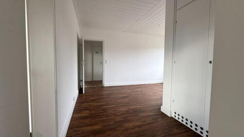 Foto - 4,5-Zimmer-Wohnung mit Balkon, Garage und Gemeinschaftsgarten