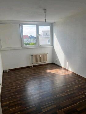 Foto - 30qm Zimmer zu vermieten - 750,00&nbsp;EUR Kaltmiete, ca.&nbsp; 150,00&nbsp;m&sup2;
