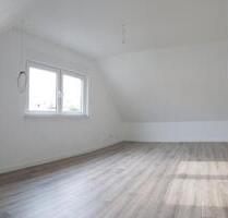 60 m² Dachgeschosswohnung im Zweifamilienhaus in C-R Habinghorst - Castrop-Rauxel Bladenhorst