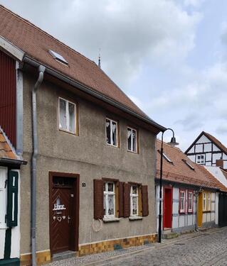 Foto - Haus zu verkaufen - 100.000,00&nbsp;EUR Kaufpreis, ca.&nbsp; 100,00&nbsp;m&sup2;