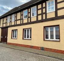 Haus mit großen Hof und Garten - 120.000,00&nbsp;EUR Kaufpreis, ca.&nbsp; 185,00&nbsp;m&sup2; in Seehausen (Altmark) (PLZ: 39615)
