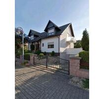 Einfamilienhaus mit Einliegerwohnung und Keller - Haldensleben