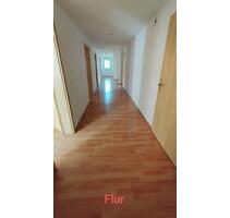 4 Zimmer- Wohnung - 1.200,00 EUR Kaltmiete, in Offenhausen (PLZ: 91238)