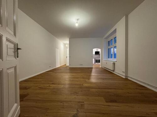 Foto - 2-Zimmer-Altbauwohnung mit EBK & Duschbad - Erstbezug nach Modernisierung in Berlin-Wedding