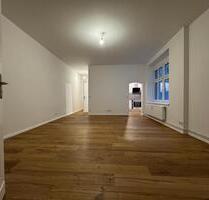 2-Zimmer-Altbauwohnung mit EBK & Duschbad - Erstbezug nach Modernisierung in Berlin-Wedding