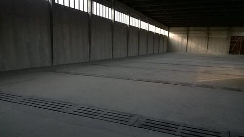 Foto - Stellplätze für PKW, Wohnwagen, Wohnmobile usw bis 9 m Länge