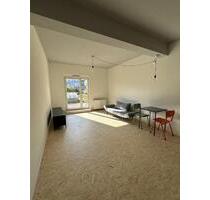 ERSTBEZUG! 2-Zimmer-Wohnung in Singen Stadtmitte (teilmöbliert) - Singen (Hohentwiel)