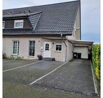 Doppelhaushälfte mit viel Platz & Garten - Paderborn Elsen