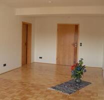 Große geräumige 5 Zimmer Wohnung LappHai - Lappersdorf