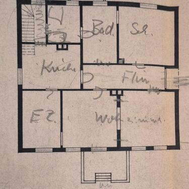 Foto - 3 Zimmer Erdgeschoss Wohnung - 600,00&nbsp;EUR Kaltmiete, ca.&nbsp; 90,00&nbsp;m&sup2;
