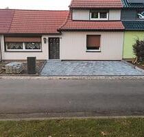 Reihenmittelhaus - 167.000,00&nbsp;EUR Kaufpreis, ca.&nbsp; 110,00&nbsp;m&sup2; in Hohenmölsen (PLZ: 06679)