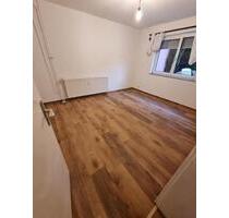 3 Zi EG Wohnung mit Balkon in Oberzell - Ravensburg Galgenhalde