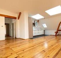 Lichtdurchflutetes Dachgeschoss mit eigener Dachterrasse ! - Berlin Treptow-Köpenick