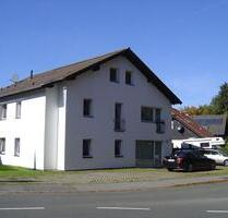 Helle Dachgeschosswohnung in 4-Familienhaus - Roetgen