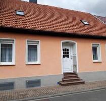 Kleines gemütliches Reiheneinfamilienhaus in NienburgSaale - Nienburg (Saale)