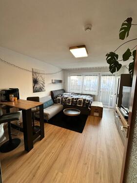 Foto - schönes 1 Zimmerappartement mit Bad und Balkon (West)