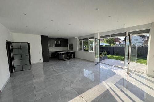 Foto - Luxus-Gartenwohnung mit separatem Eingang & Parkplatz