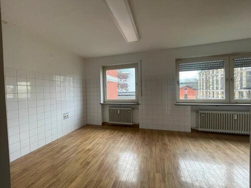 Foto - Gewerbeimmobilie mit Potenzial zur Umnutzung als Wohnraum