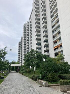 Foto - Ohne Provision: 3-Zimmer-Wohnung mit Fernblick, Sauna, Balkonen