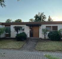 6 Zi Einfamilienhaus Haus Bungalow in Bad Dürrheim top Lage Bj 72
