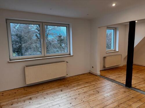 Foto - Kernsaniertes Dachgeschossjuwel in Alt-Grone mit Spitzboden