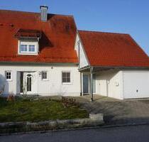 Geräumige Doppelhaushälfte in Herrieden (OT) zur Miete