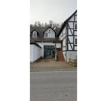 individuelle Immobilie - 350.000,00&nbsp;EUR Kaufpreis, in Naumburg (PLZ: 34311)