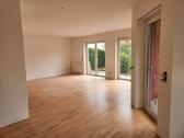 Foto - Vermietung: Helle, 2024 renovierte Doppelhaushälfte Reimlingen