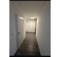 1,5 Zimmer Wohnung mit Balkon, Aufzug, TG Erkrath Unterfeldhaus - Hilden Kalstert