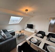 Vollmöbliertes Dachgeschoss-Apartment - Brakel