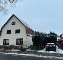 OHZ, Laubenweg Doppelhaushälfte von Privat, renovierungsbedürftig - Osterholz-Scharmbeck