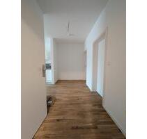 Neuwertige 3 ZKB mit Echtholzboden und Balkon - Braunschweig Wabe-Schunter-Beberbach