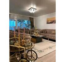 Schöne 4 Zimmer Wohnung in Friedrichshafen zu Verkaufen
