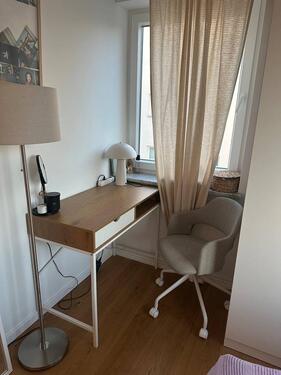 Foto - Helles Zimmer in 3er Frauen-WG (mindestens 1 Jahr Mietvertrag)