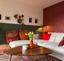 Helle, gemütliche 2 Zimmer Wohnung zur Untermiete April und Mai - München Maxvorstadt