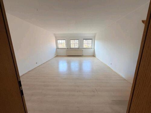 Foto - Helle 3 Zimmerwohnung - 980,00&nbsp;EUR Kaltmiete, ca.&nbsp; 105,00&nbsp;m&sup2;